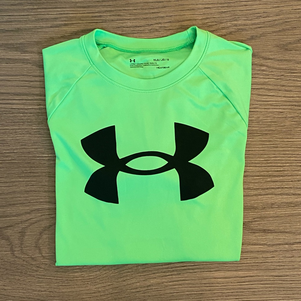 Under Armour, Youth Large, neon green tee.